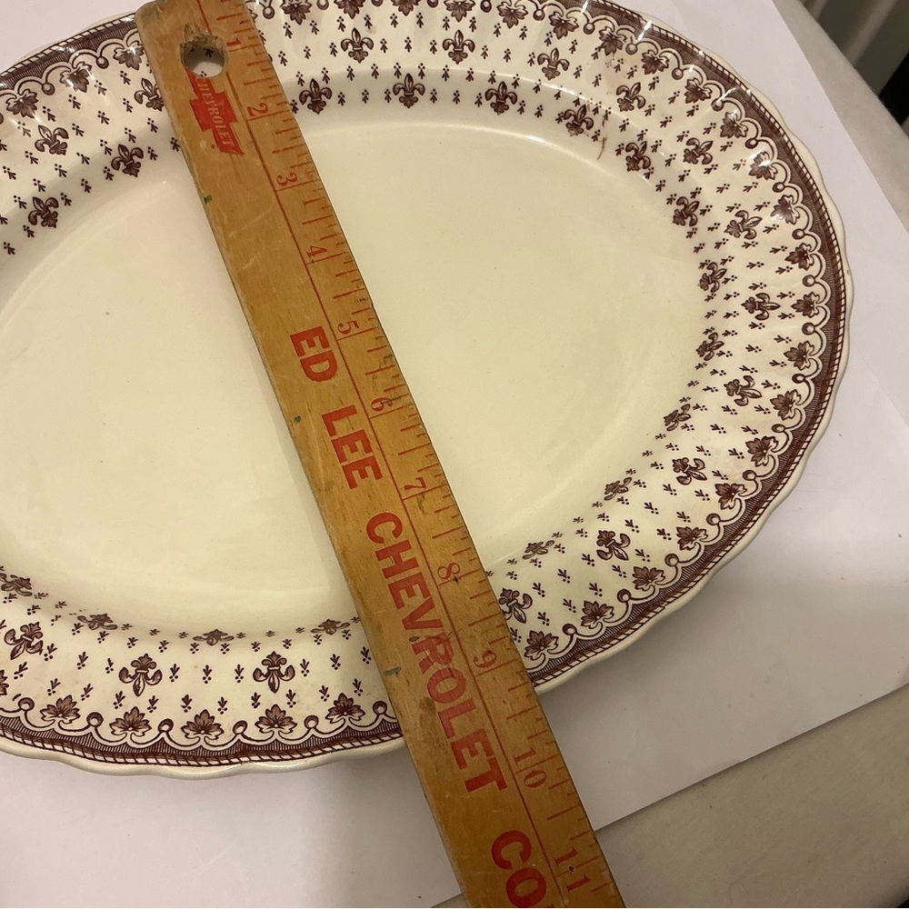 Spode Patterned oval Plate Fleur de Lys Brown (Earthenware) 12.5”x9” - Picture 6 of 6